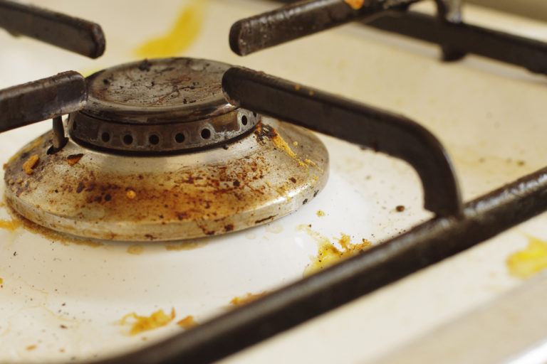 How to Get Rid of a Greasy Stove Top and Backsplash