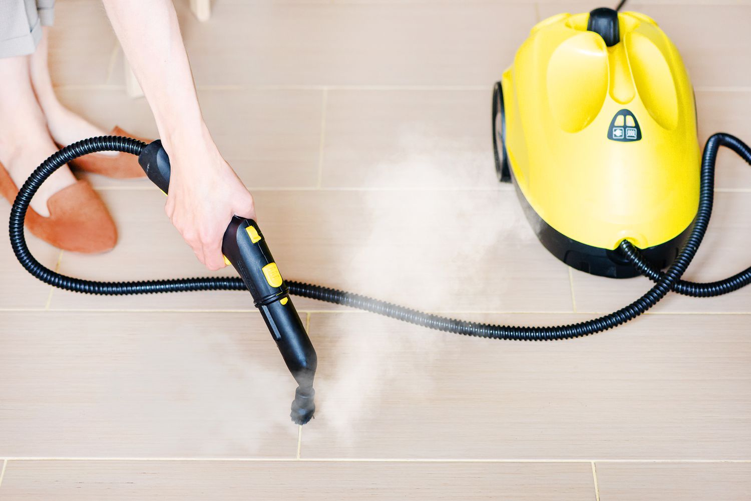 How to Use a Steam Cleaner to Remove Stains. Efficient and no chemical.