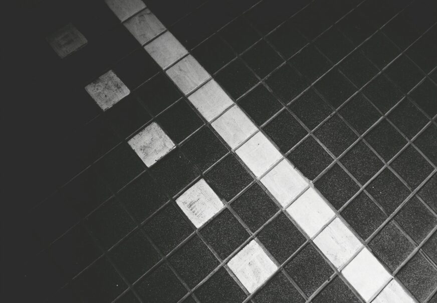 Ultimate Bathroom Cleaning Checklist: 25+ Tasks for a Sparkling Clean (2025)