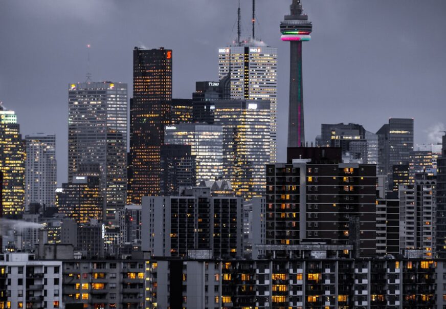 High-Rise Building Cleaning: Challenges and Solutions for Multi-Floor Properties