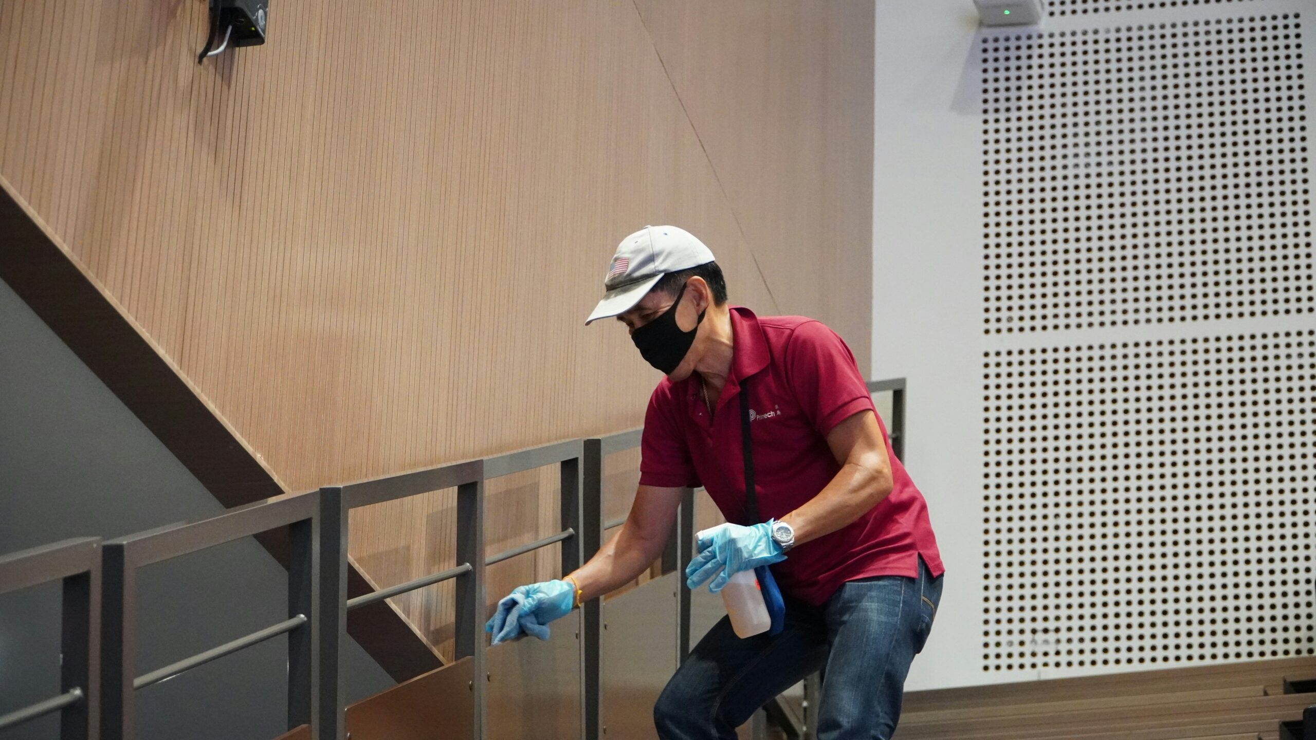 in-house janitor vs janitorial service