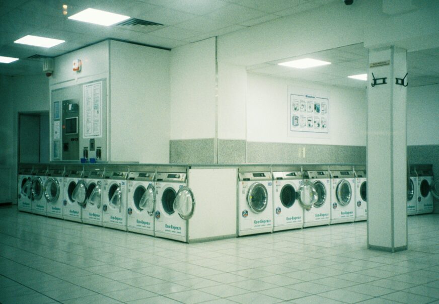 8 Services Included in Professional Commercial Cleaning